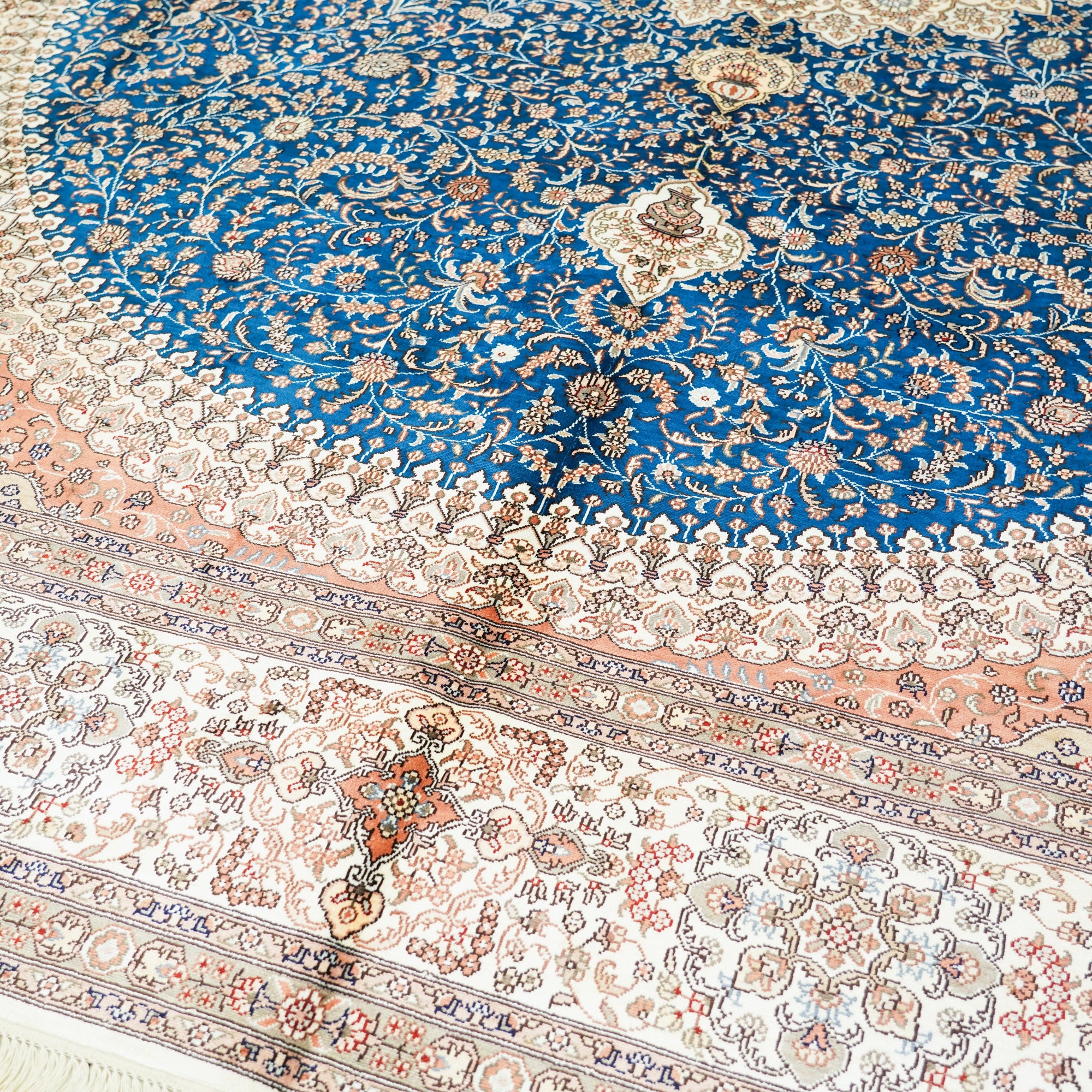 Azure Rug Design 